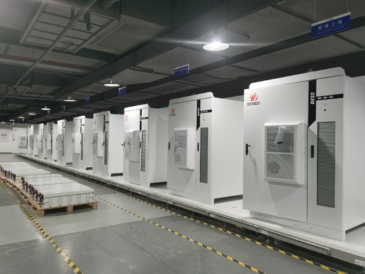 IP55 LiFePO4 Βιομηχανικό σύστημα αποθήκευσης ενέργειας μπαταρίας 50KW Εσωτερική / εξωτερική εγκατάσταση